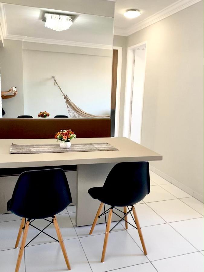 02 Quartos, A 100 Metros Da De Pajucara Apartamento *